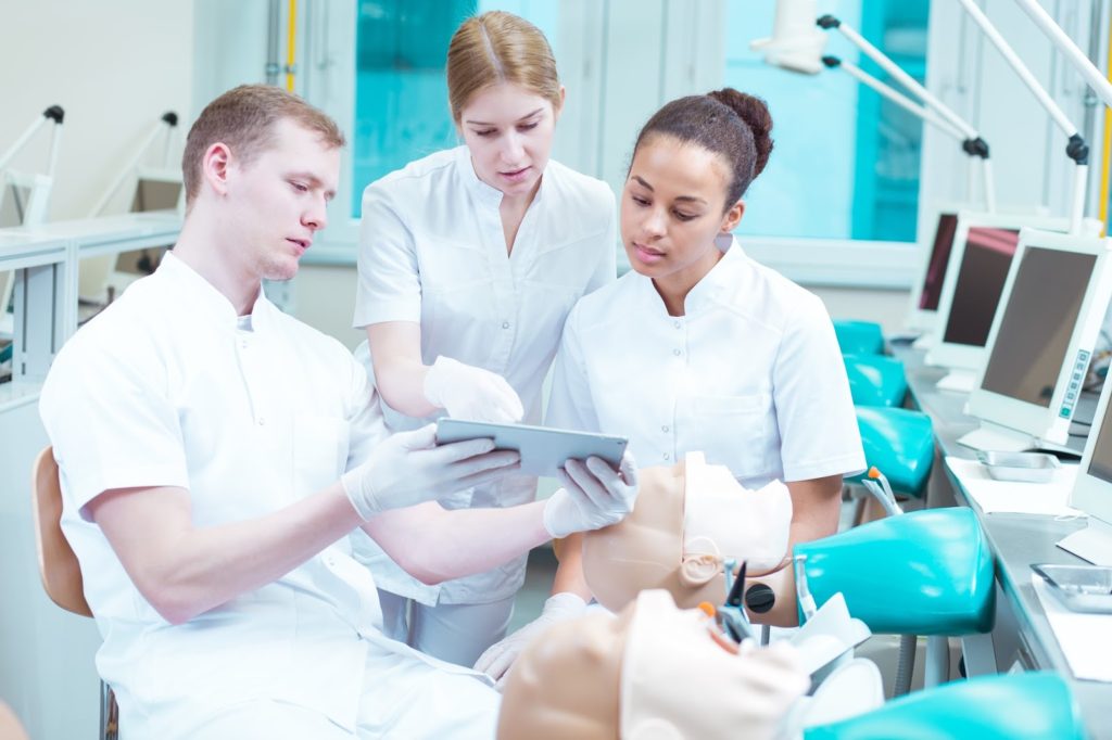 Doctors in Iceland Need a doctor in Iceland? A pharmacy? - Tips for Iceland!