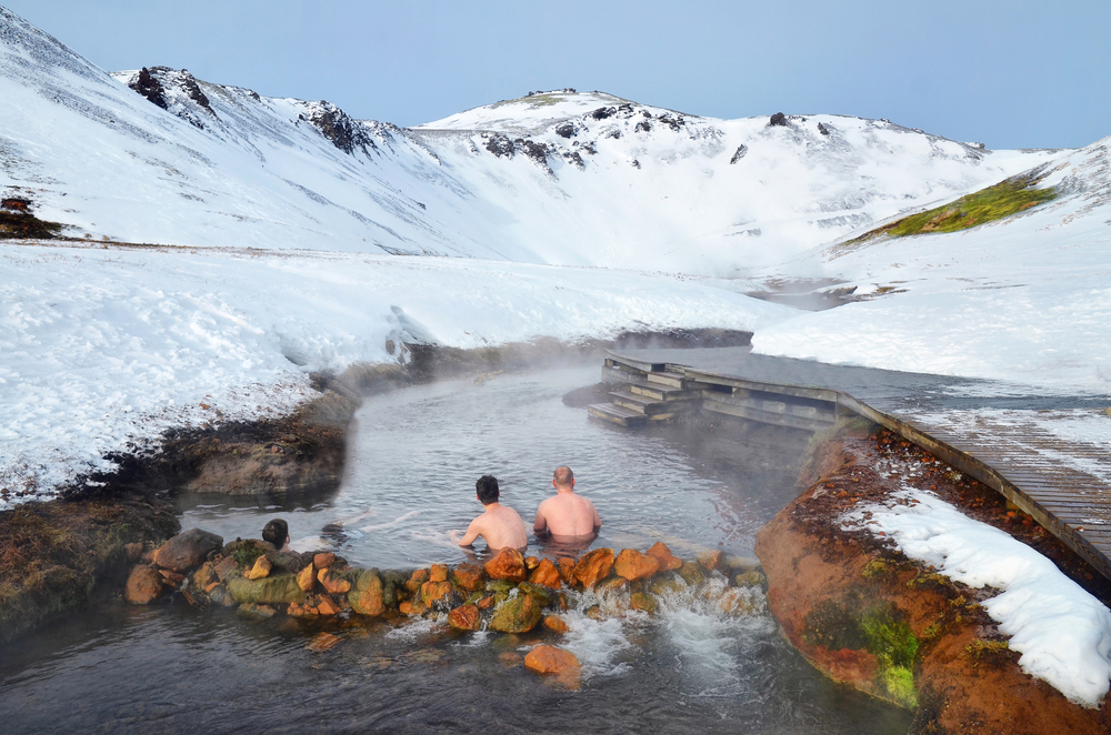 Can you use geothermal pools in Iceland and other winter FAQs